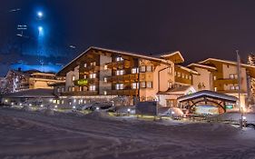 Alpenhotel Tirolerhof Neustift